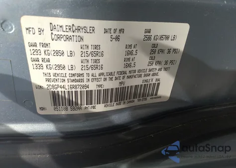 2006 Dodge Grand Caravan Sxt z USA, uszkodzony, nr VIN 2D8GP44L16R872094